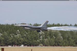 F-16