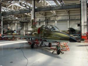 L-39