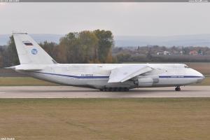 AN-124-100 224FT