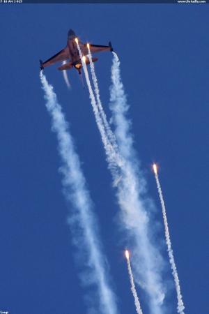 F-16 AM J-015