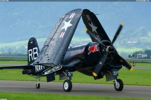 Corsair F4U