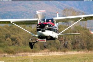 C-182 po vzlete v Očovej