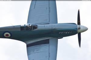 Spitfire PS915 Mk PRXIX