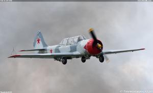 Yak-52 OM-YAK