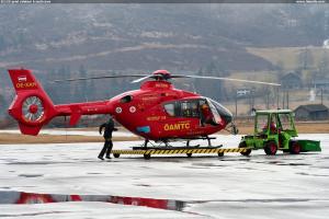 EC135 před vzletem k záchraně