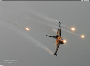 F-16