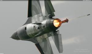 F-16
